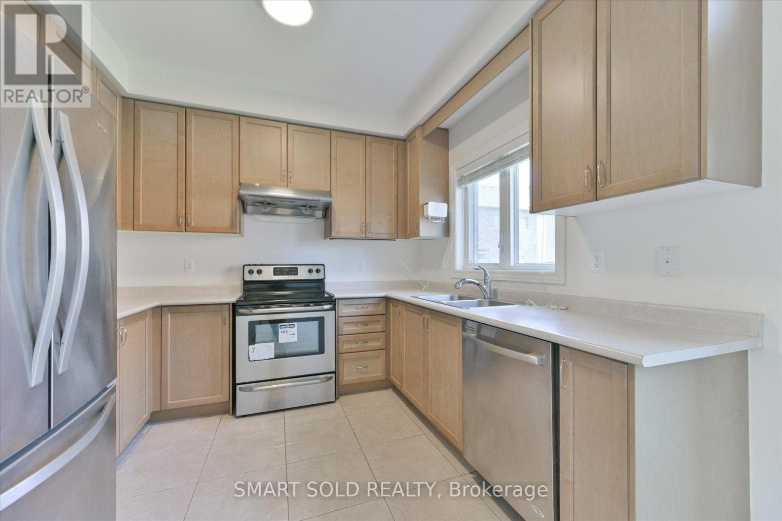 76 Christian Ritter Drive, Markham, Ontario  L6C 0V9 - Photo 9 - N13587170