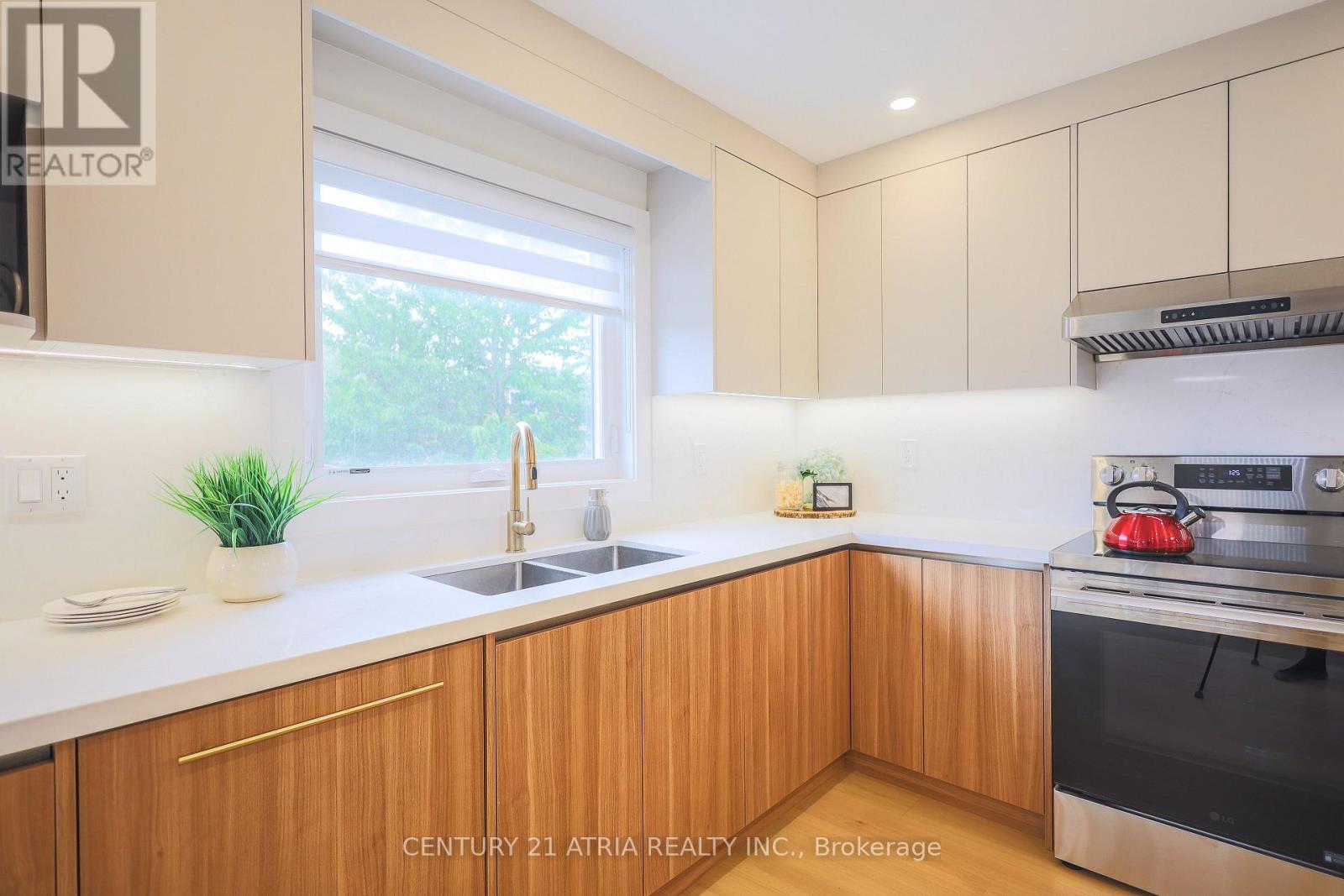 34 Raynes Crescent, Toronto, Ontario M1V 3V7 - Photo 16 - E13441690