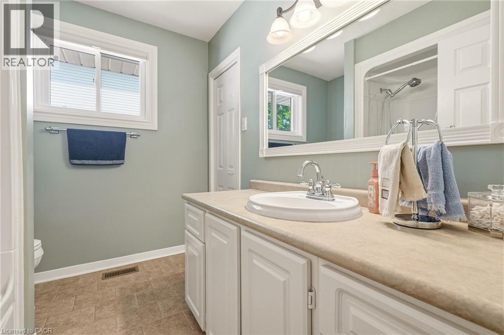 569 Parkside Crescent, Burlington, Ontario  L7L 4H2 - Photo 23 - 40849441