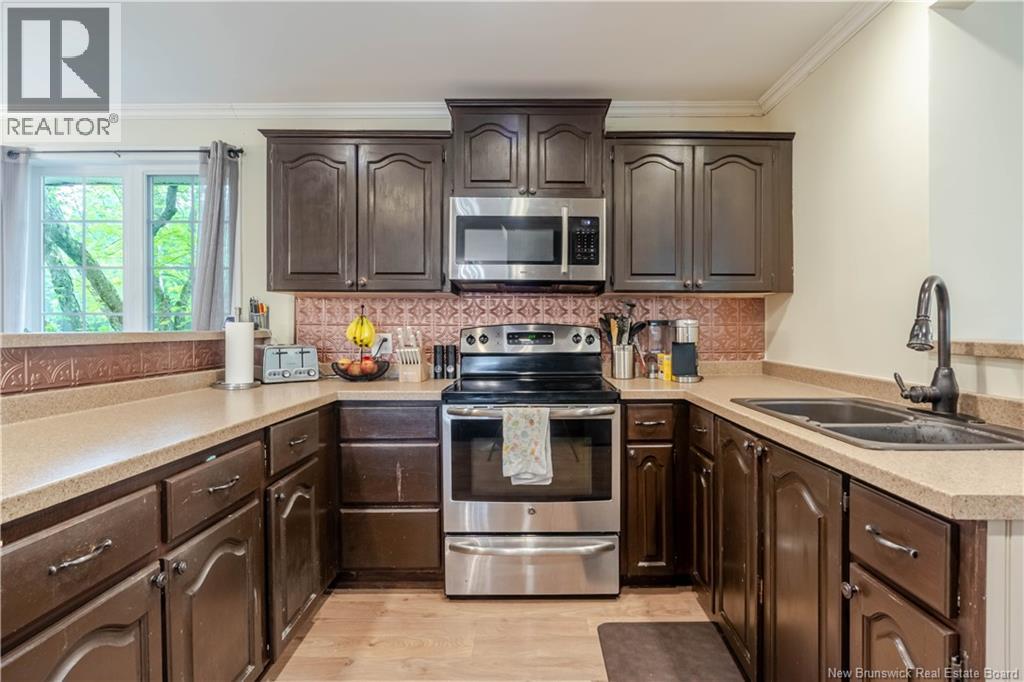 110 Sunrise Estates Drive, New Maryland, New Brunswick  E3C 1G5 - Photo 5 - NB141104