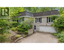 35 MAPLE HILL Drive, Kitchener, Ontario