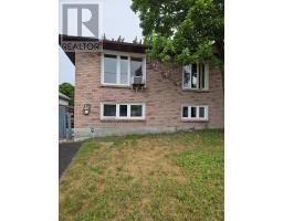 996 METCALFE STREET, North Bay, Ontario