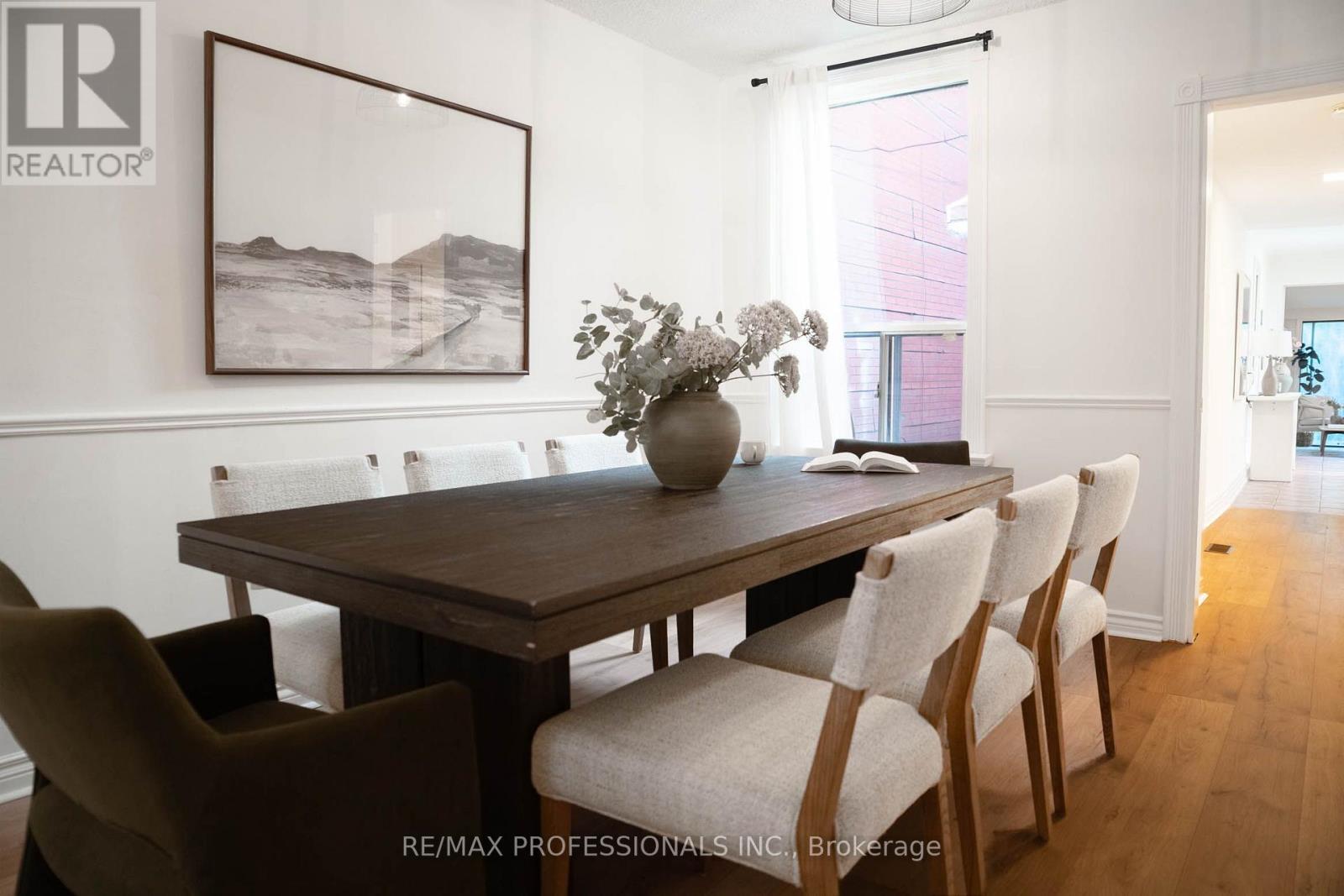 358 Pacific Avenue, Toronto, Ontario M6P 2R1 - Photo 7 - W13586978