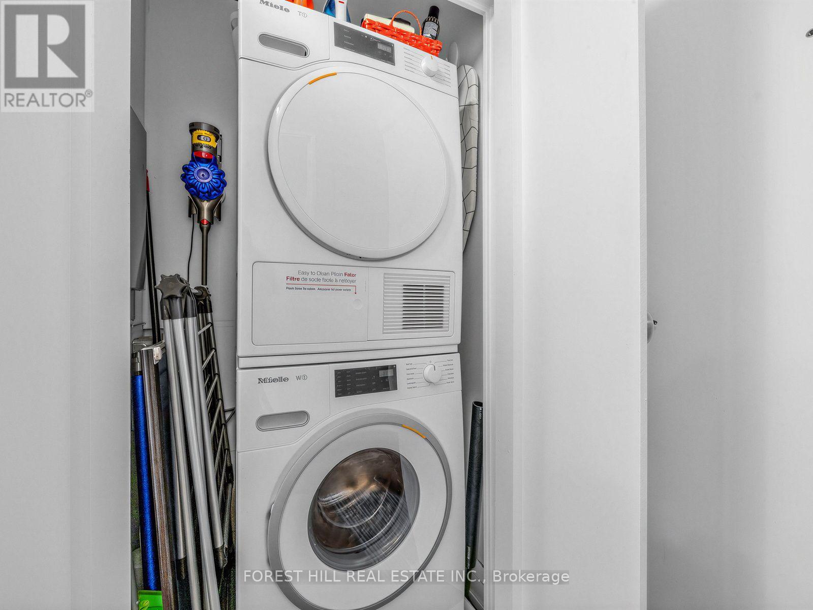 1006 - 190 St. George Street, Toronto, Ontario  M5R 2N4 - Photo 18 - C13587290