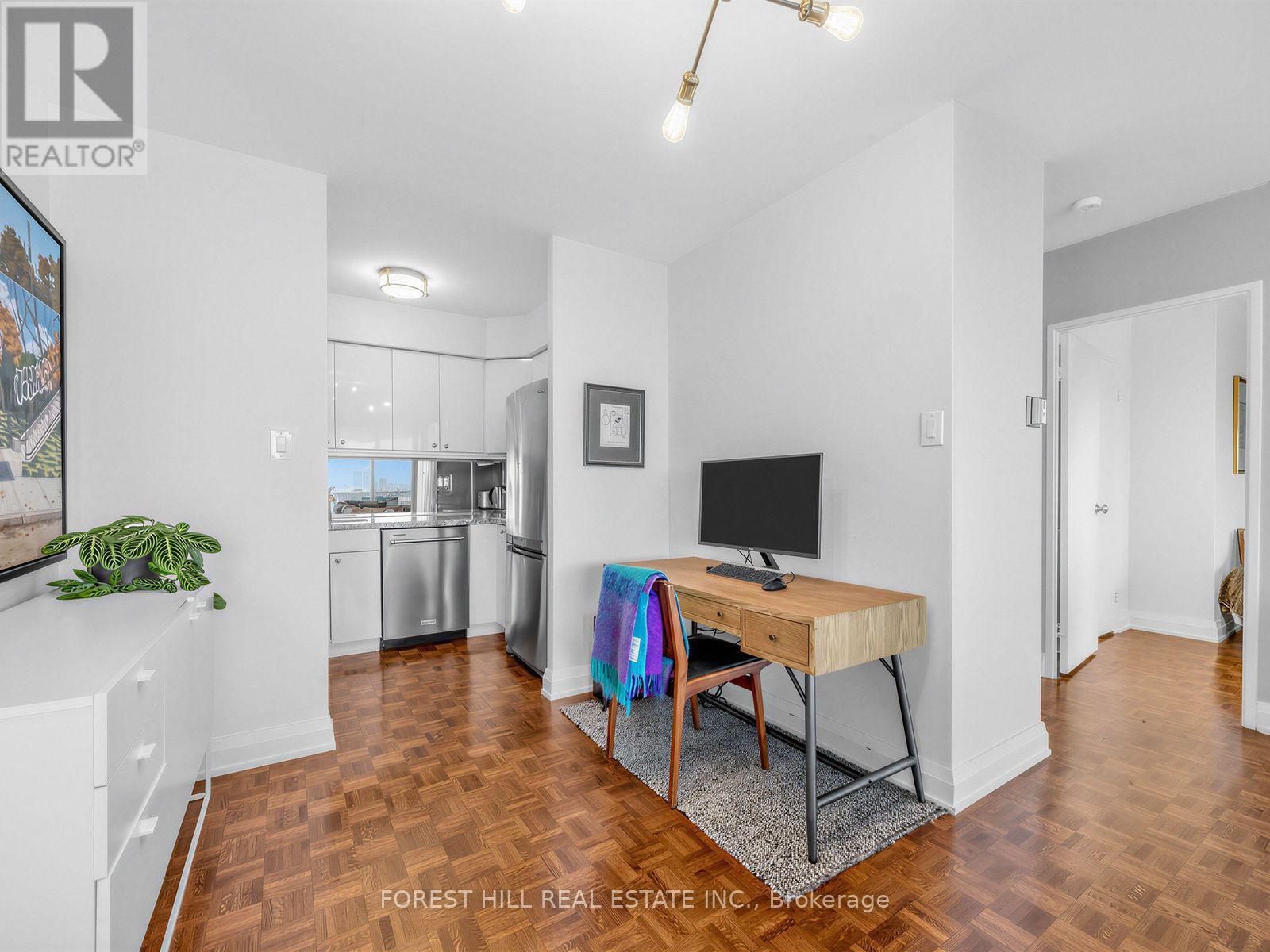 1006 - 190 St. George Street, Toronto, Ontario  M5R 2N4 - Photo 9 - C13587290