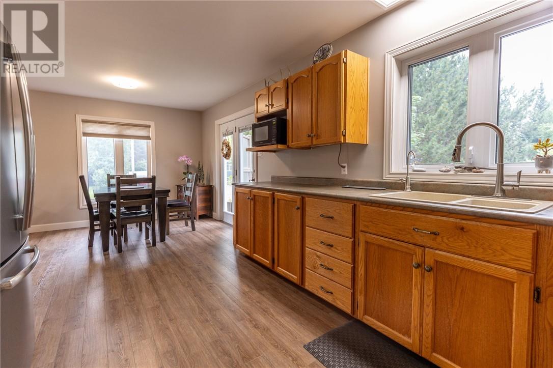 11 Jarbeau Street, Mckerrow, Ontario  P0P 1M0 - Photo 10 - 2129348