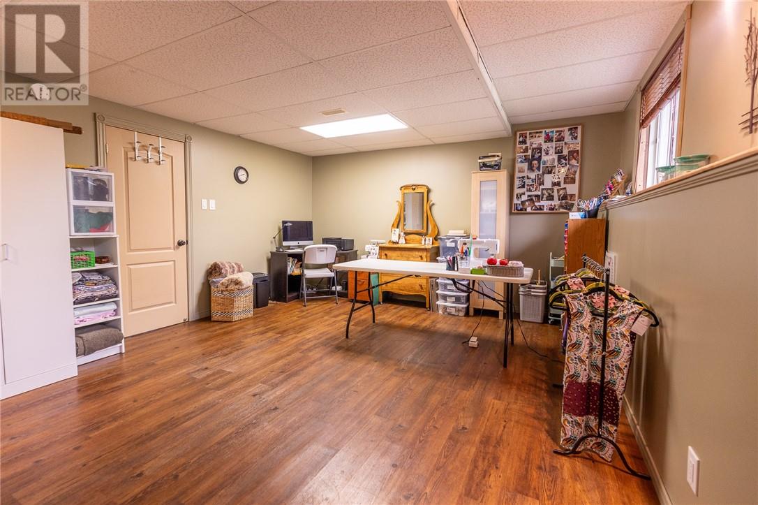 11 Jarbeau Street, Mckerrow, Ontario  P0P 1M0 - Photo 37 - 2129348
