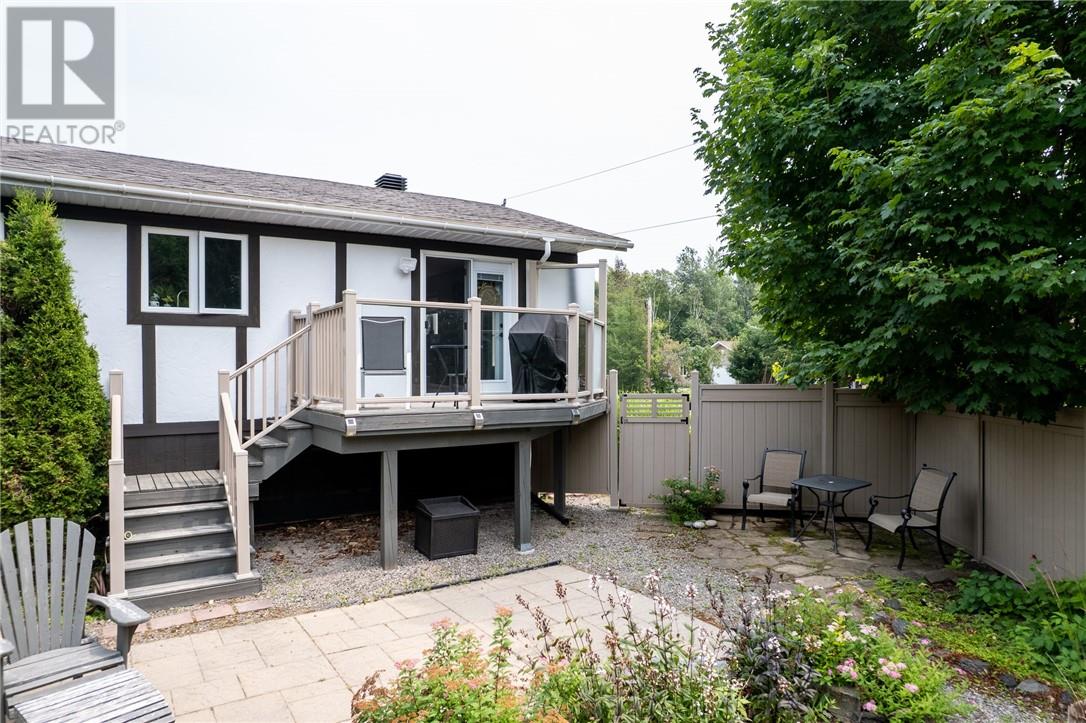 11 Jarbeau Street, Mckerrow, Ontario  P0P 1M0 - Photo 44 - 2129348