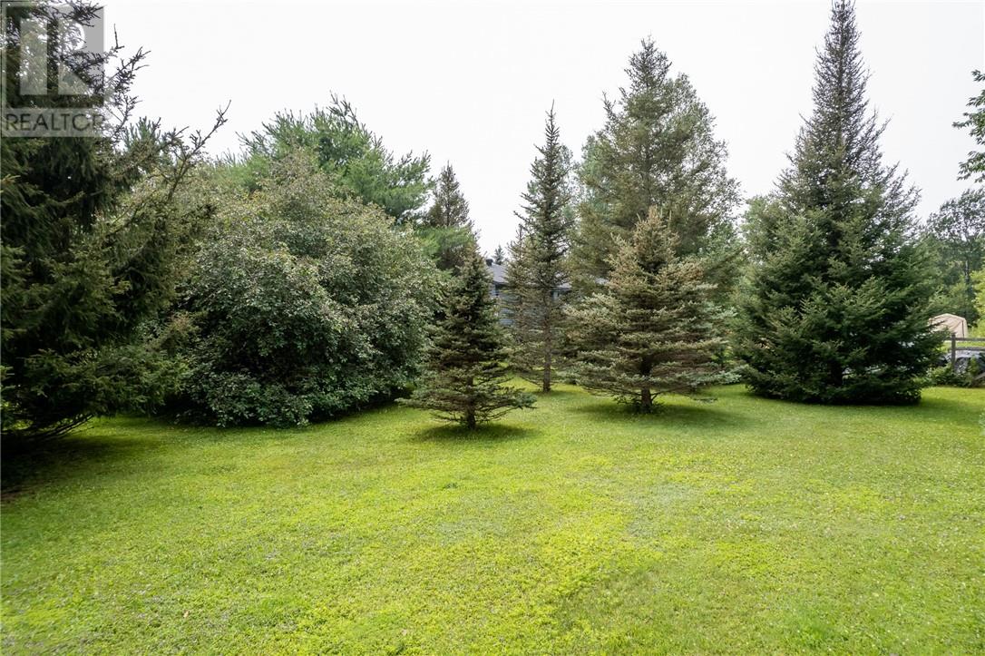 11 Jarbeau Street, Mckerrow, Ontario  P0P 1M0 - Photo 52 - 2129348