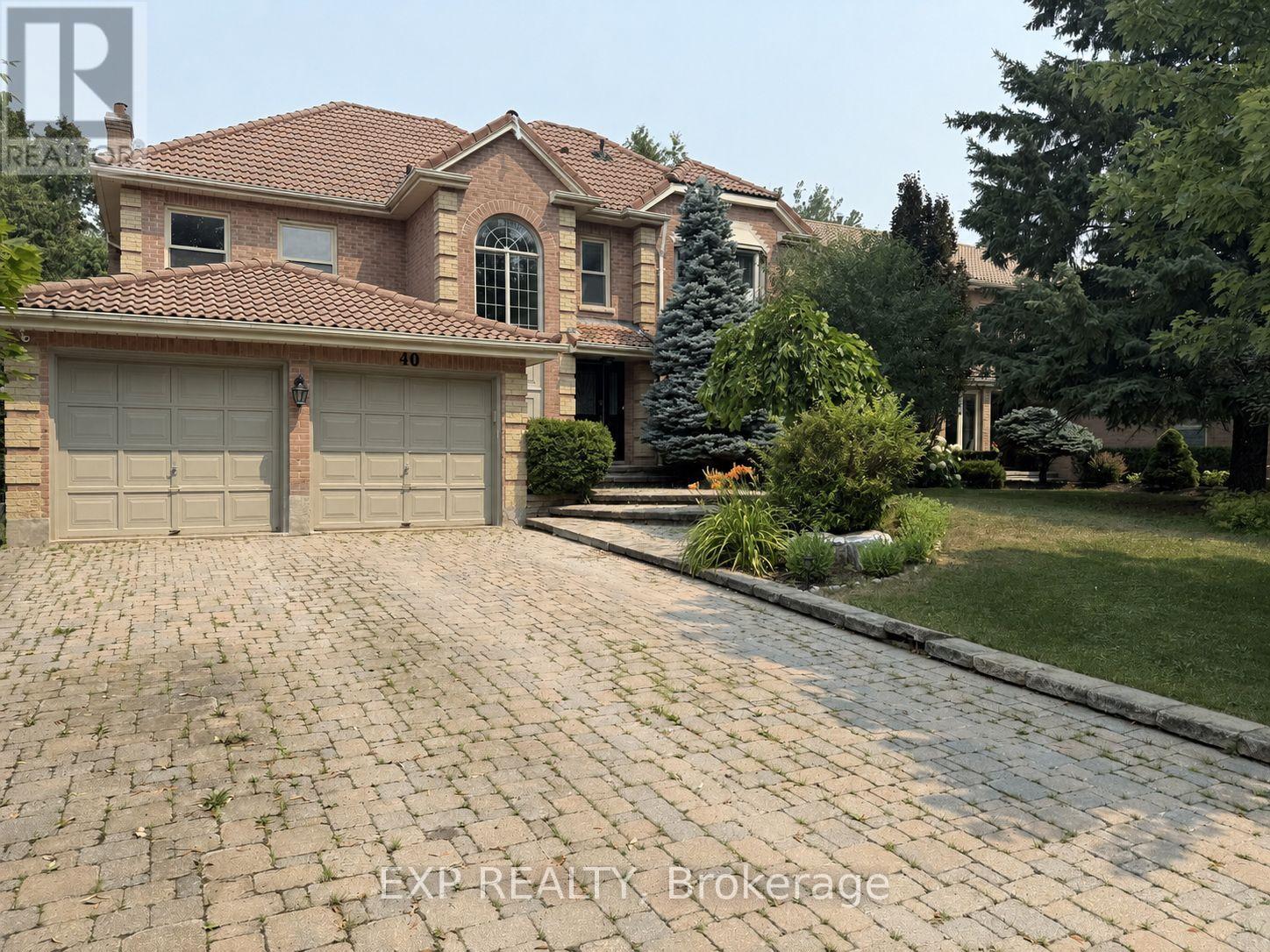 40 CRANBERRY LANE, Aurora (Aurora Highlands)