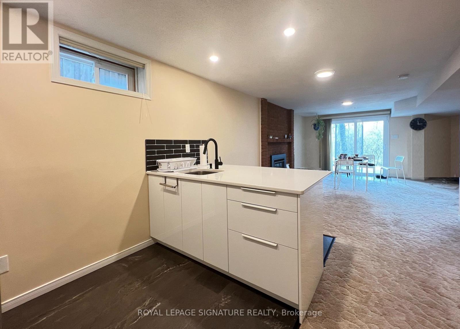 Bsmt - 12 Tanglewood Trail, Markham, Ontario L3T 6V4 - Photo 2 - N13587266