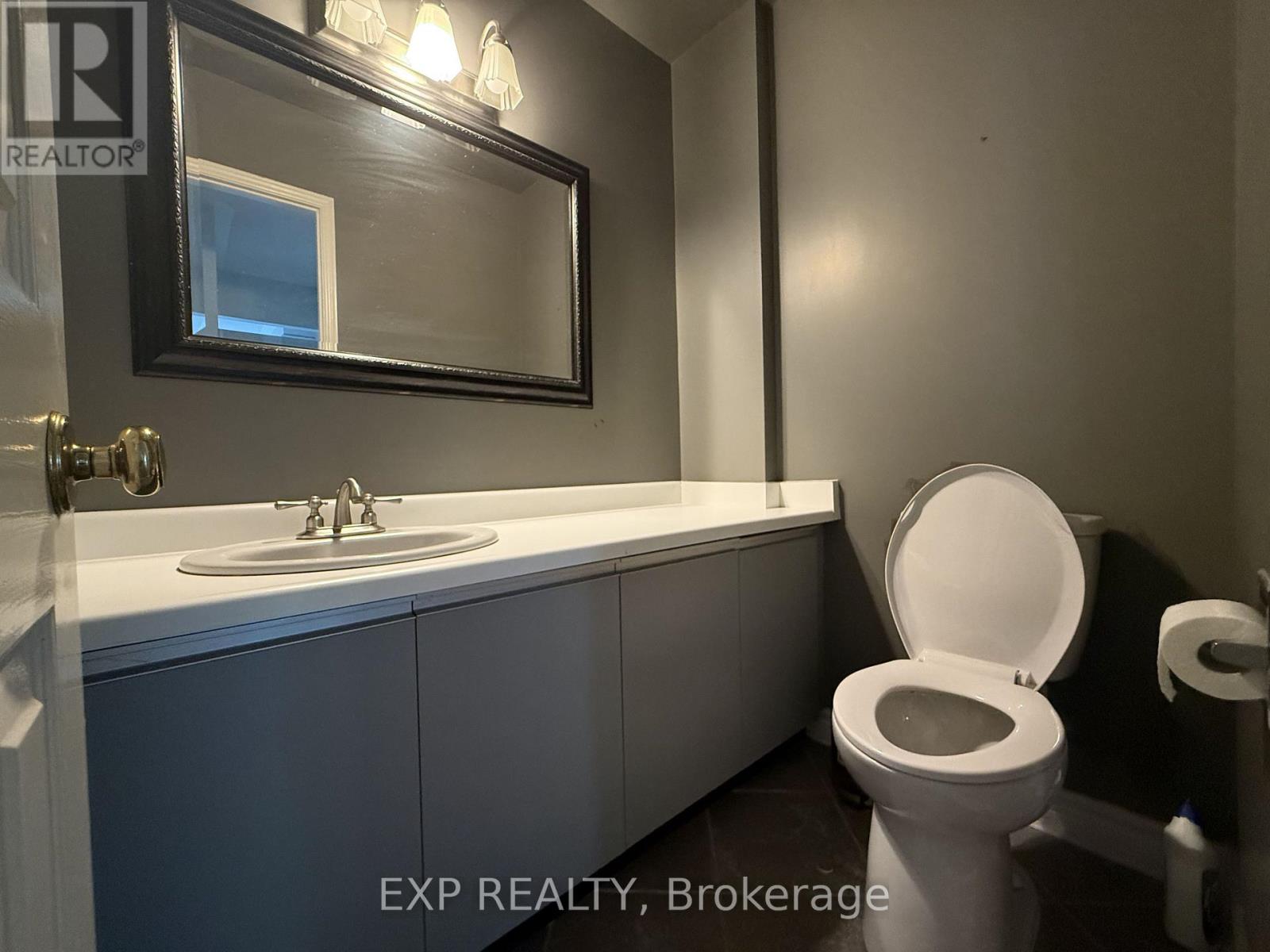 40 Cranberry Lane, Aurora, Ontario  L4G 5Z3 - Photo 8 - N13587324