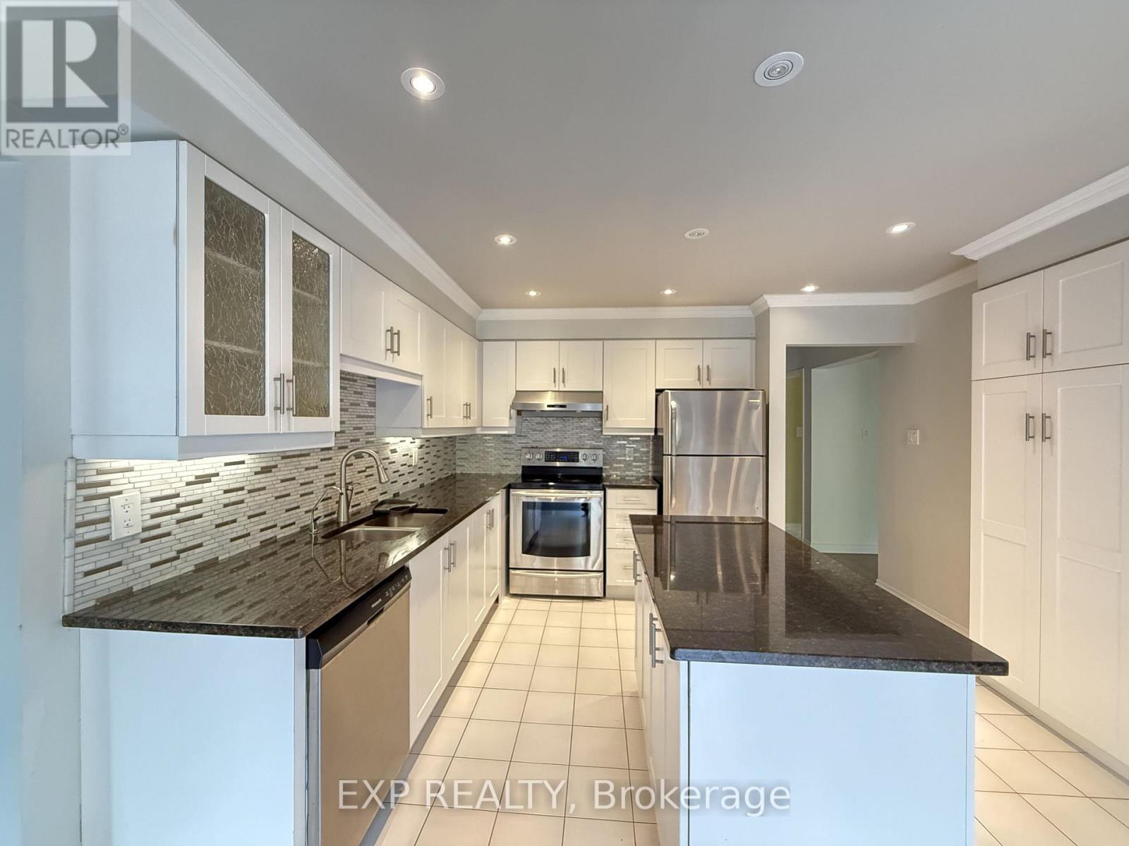 40 Cranberry Lane, Aurora, Ontario  L4G 5Z3 - Photo 9 - N13587324