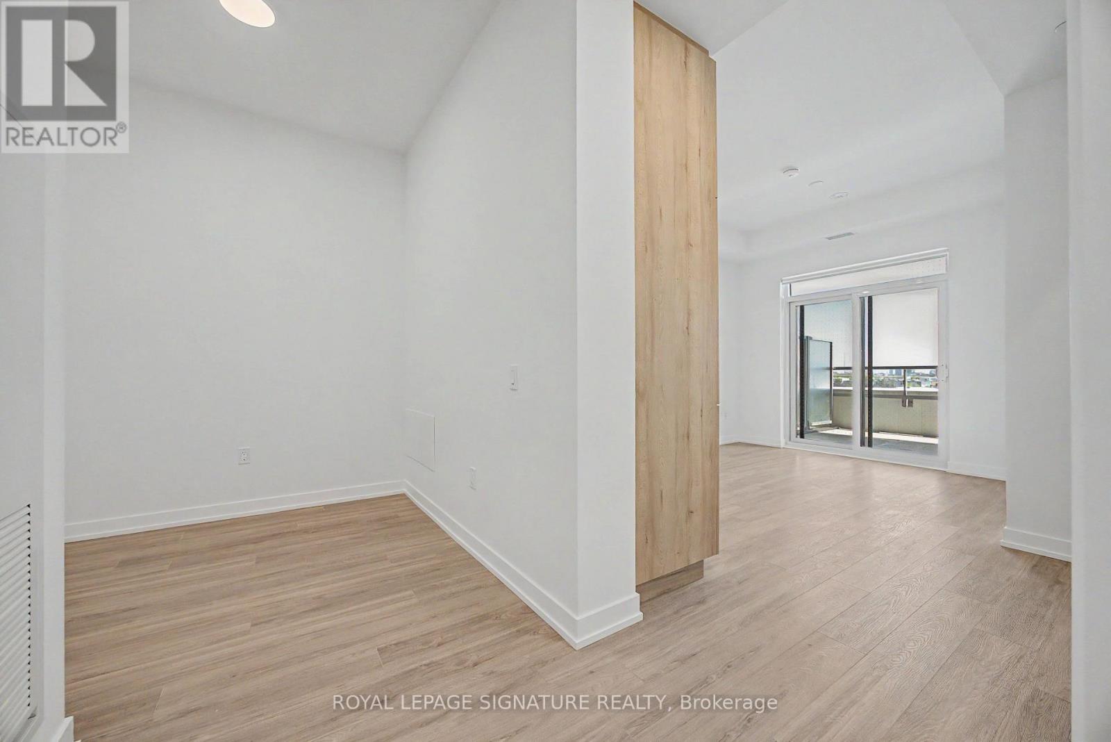 301 - 21 Meadowvale Road, Vaughan (Concord), Ontario  L4K 0H6 - Photo 4 - N13587404
