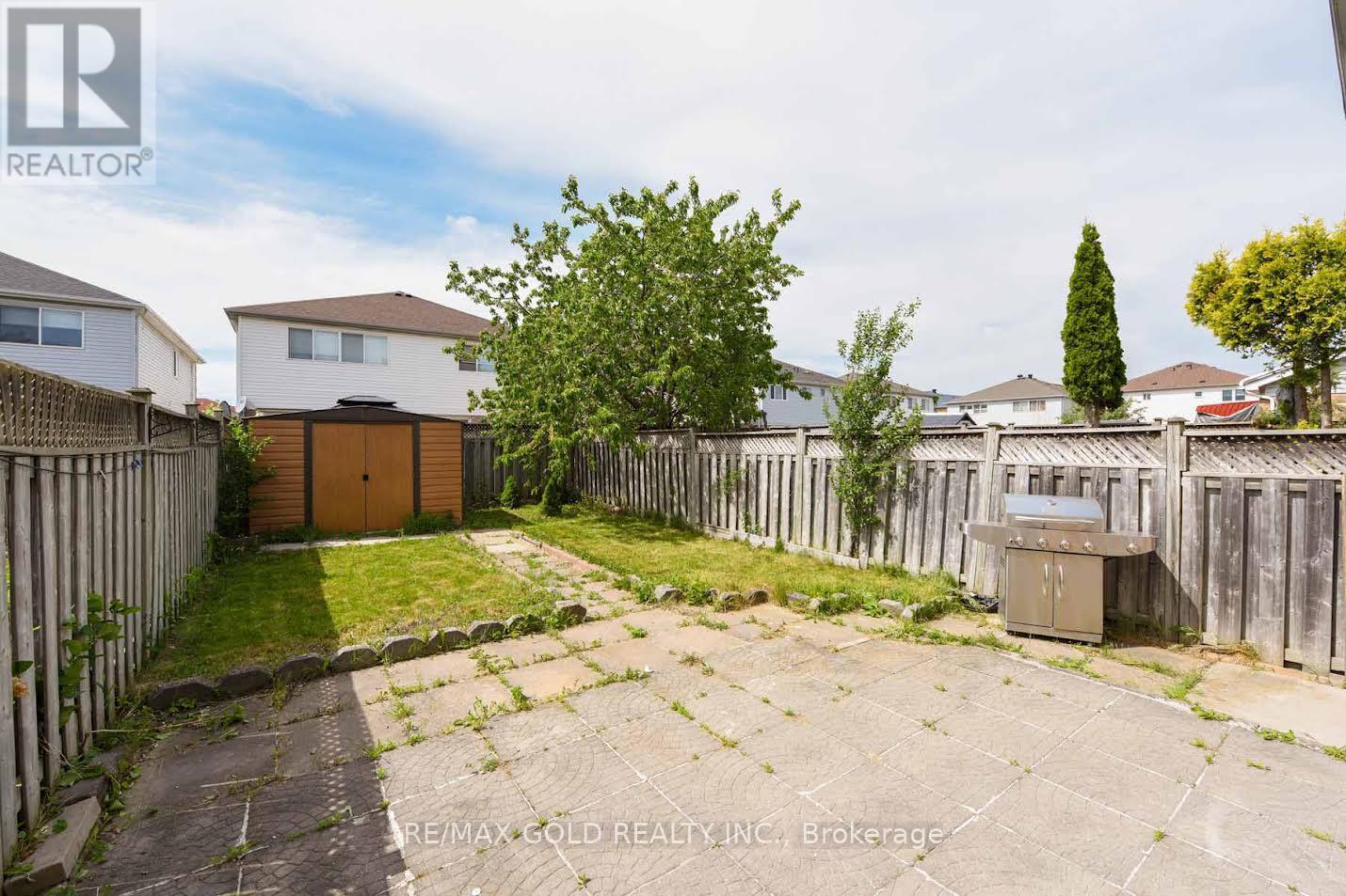 35 Needlewood Lane, Brampton, Ontario  L6R 2N3 - Photo 5 - W13587348