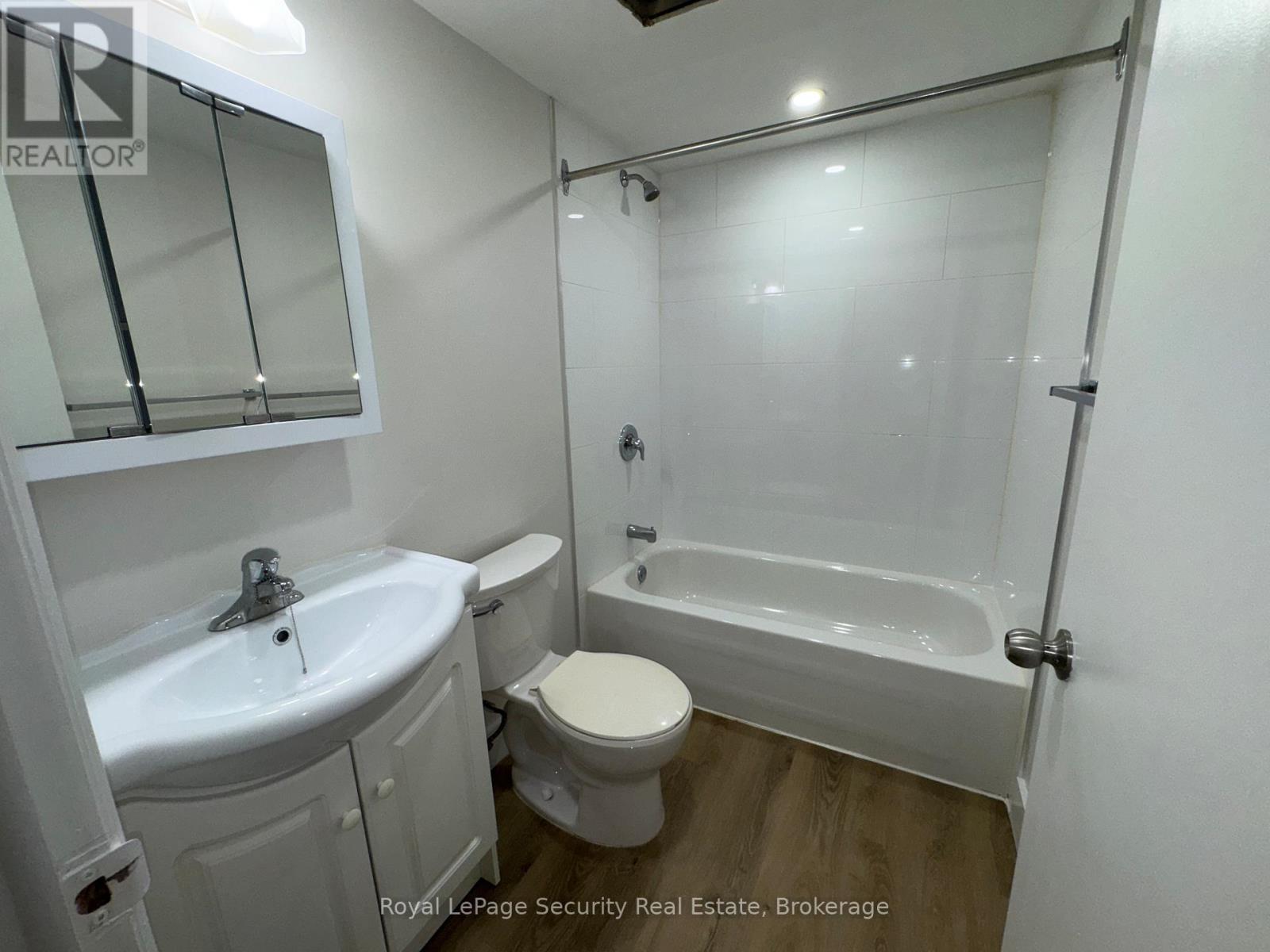 1b - 56 Leduc Drive, Toronto, Ontario  M9W 2A9 - Photo 10 - W13587364