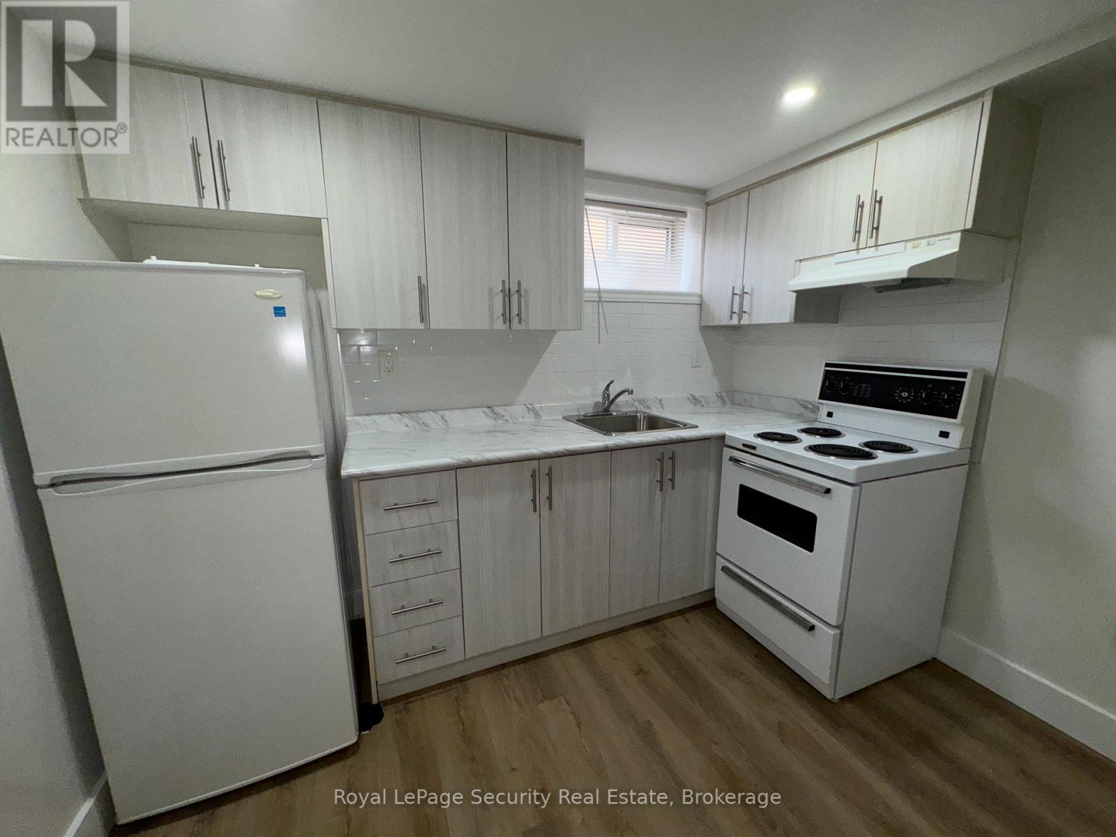 1b - 56 Leduc Drive, Toronto, Ontario  M9W 2A9 - Photo 5 - W13587364