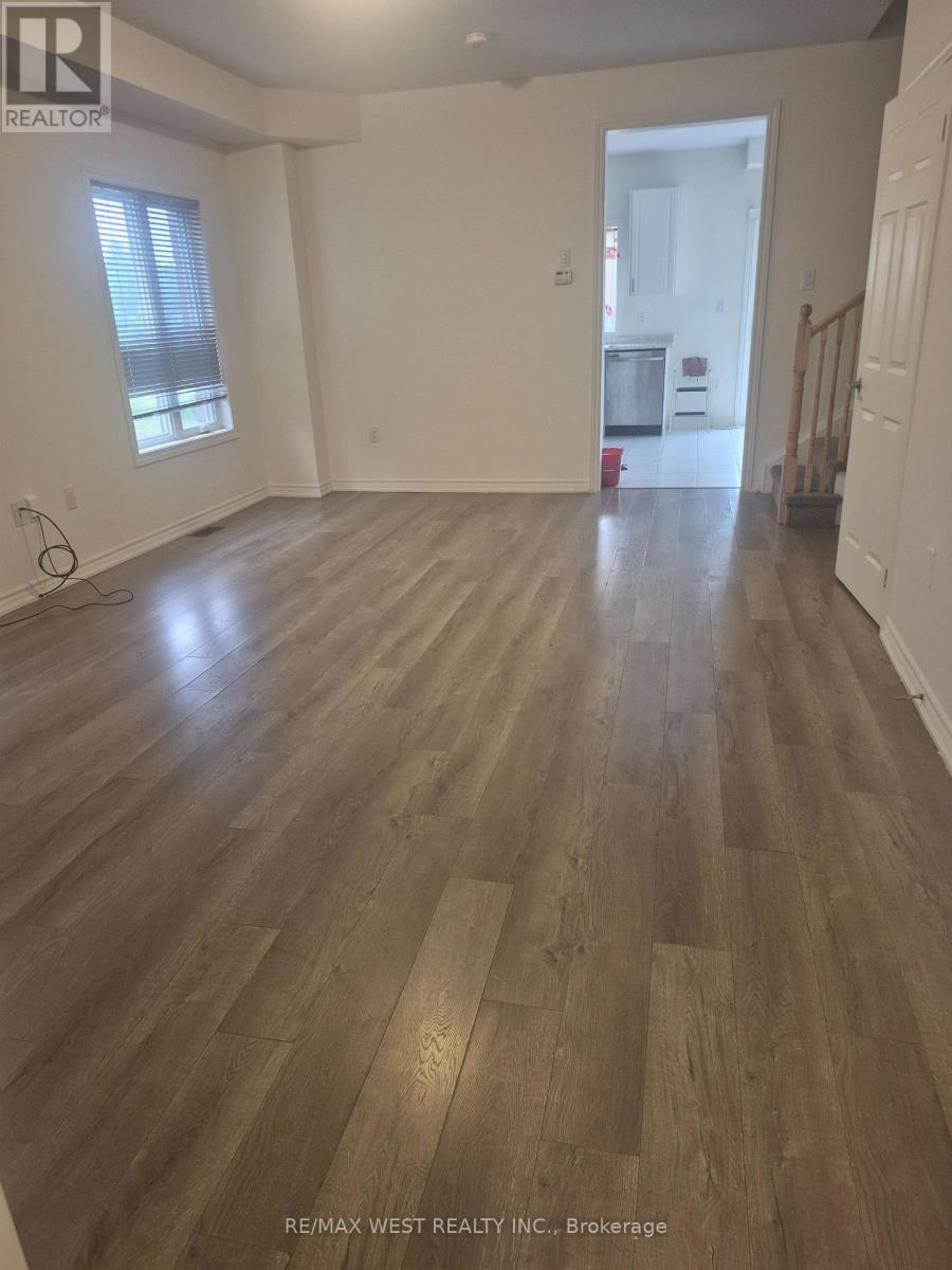 1472 Marina Drive, Fort Erie, Ontario  L2A 0C7 - Photo 2 - X13587392
