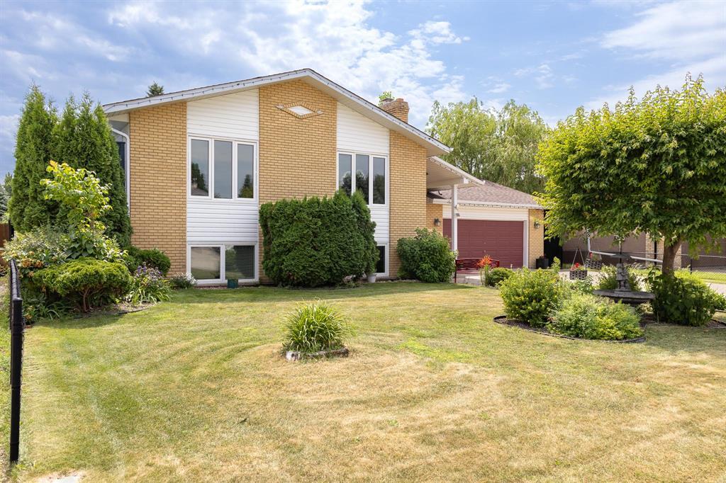 32 Springwood Bay, Steinbach, Manitoba  R5G 2E8 - Photo 0 - 202617146