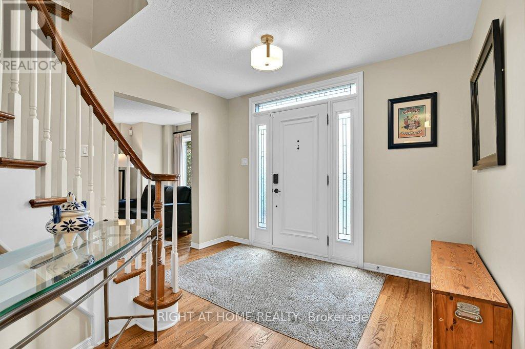6191 Ravine Way, Ottawa, Ontario  K1C 2V5 - Photo 3 - X13587672