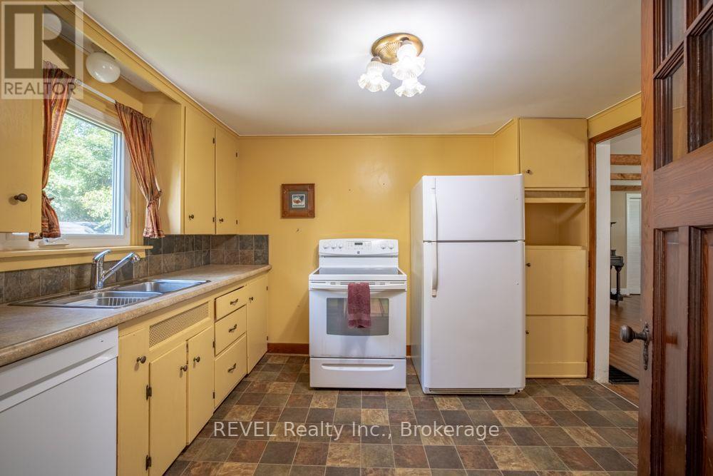 247 Nicolas Road, Fort Erie, Ontario  L0S 1N0 - Photo 9 - X13587438