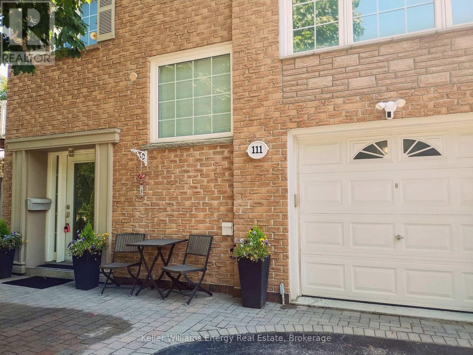 111 Limerick Street, Oshawa (Vanier), Ontario L1J 7A8 - Photo 3 - E13555078
