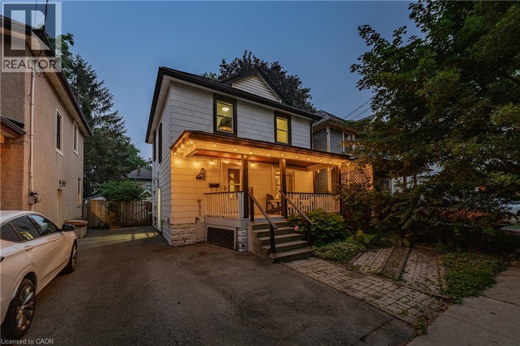 88 Chaplin Avenue, St. Catharines, Ontario  L2R 2E7 - Photo 4 - 40849639