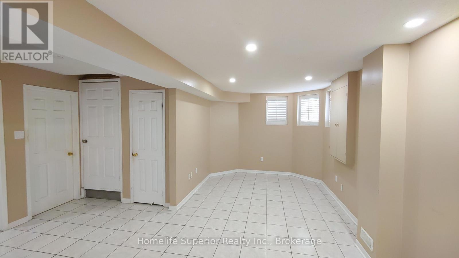 17 Summerfield Crescent, Brampton (Brampton West), Ontario  L6X 4K4 - Photo 10 - W13587588