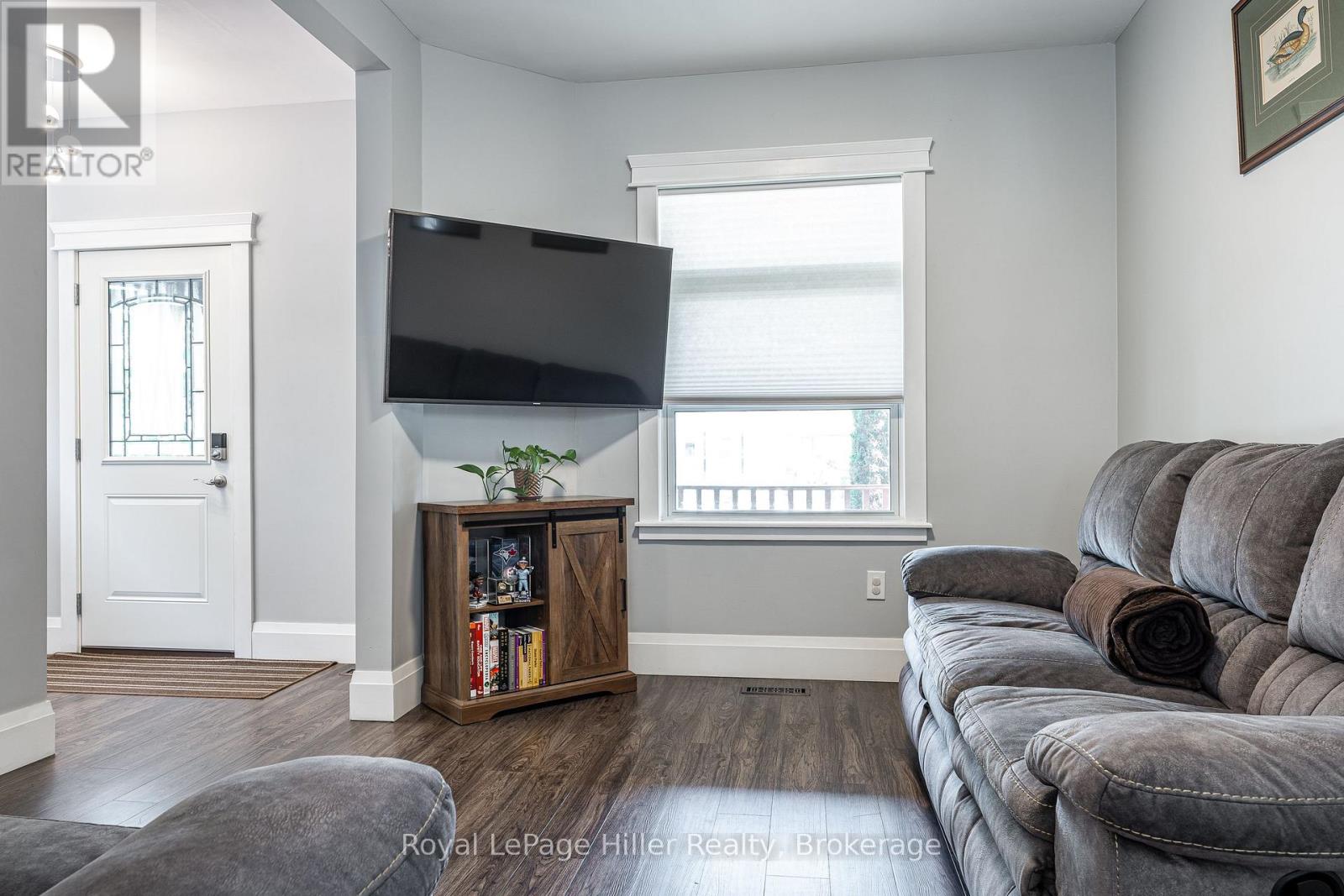 52 Trinity Street, Stratford, Ontario  N5A 4P4 - Photo 10 - X13587482
