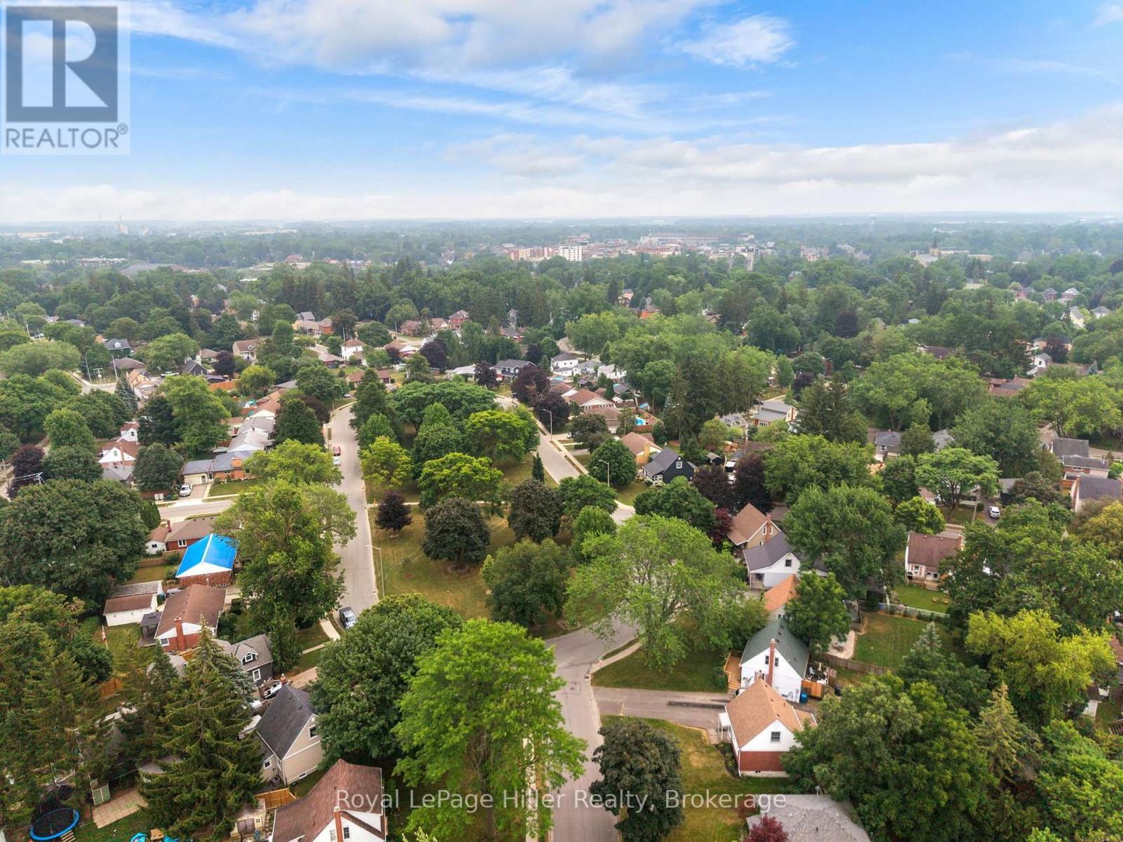 2 Somerset Street, Stratford, Ontario N5A 6K1 - Photo 38 - X13587692