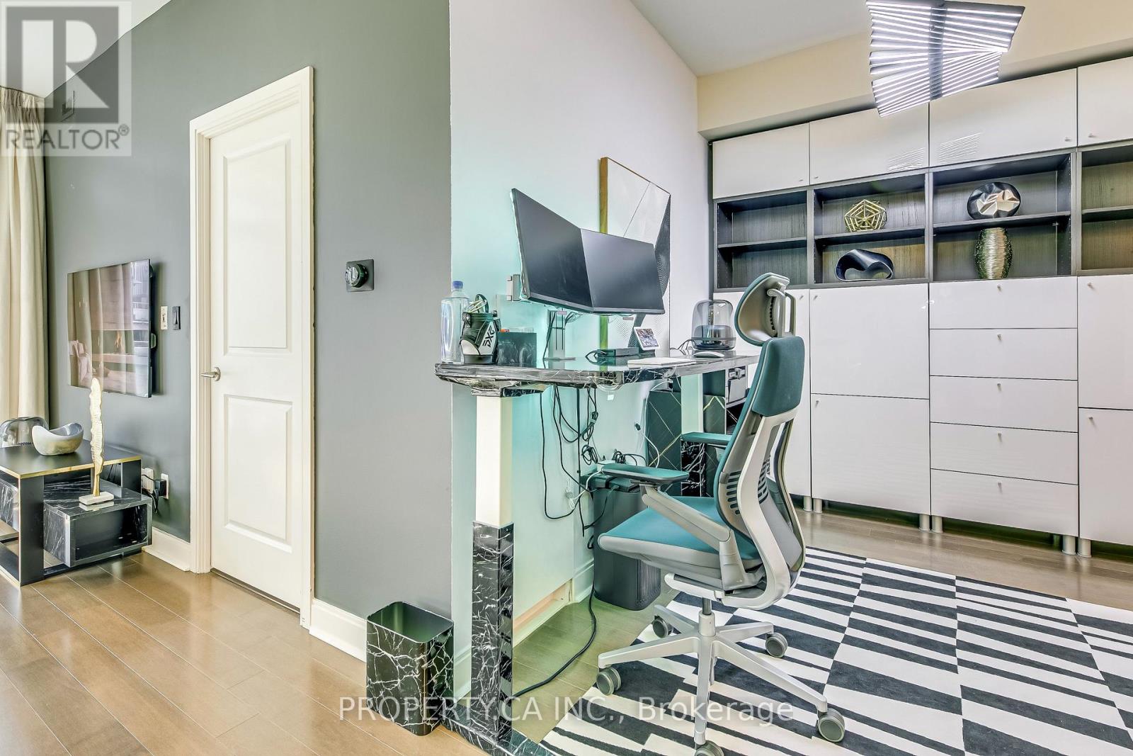 406 - 21 Scollard Street, Toronto, Ontario  M5R 1G1 - Photo 14 - C13587530