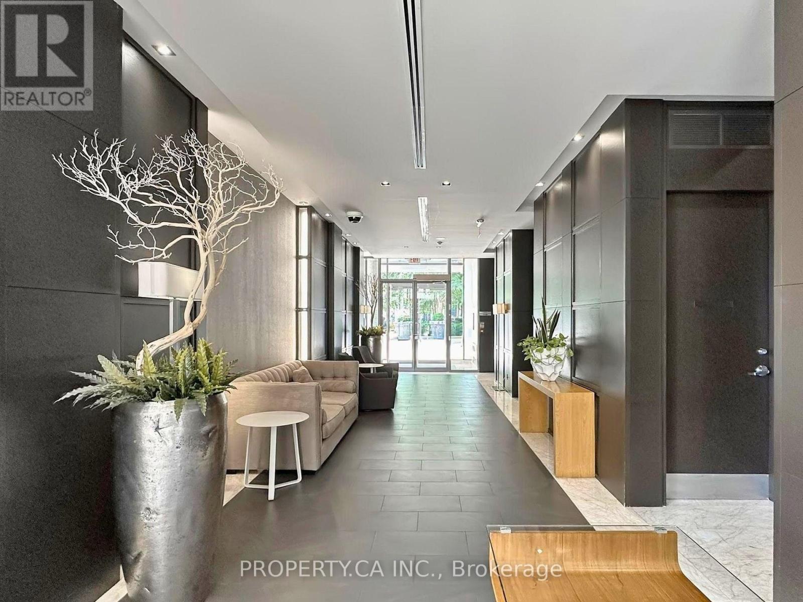 406 - 21 Scollard Street, Toronto, Ontario  M5R 1G1 - Photo 3 - C13587530