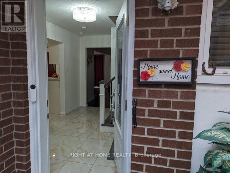148 Sexton Crescent, Toronto, Ontario  M2H 2L6 - Photo 4 - C13587532