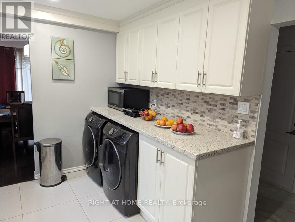 148 Sexton Crescent, Toronto, Ontario  M2H 2L6 - Photo 8 - C13587532