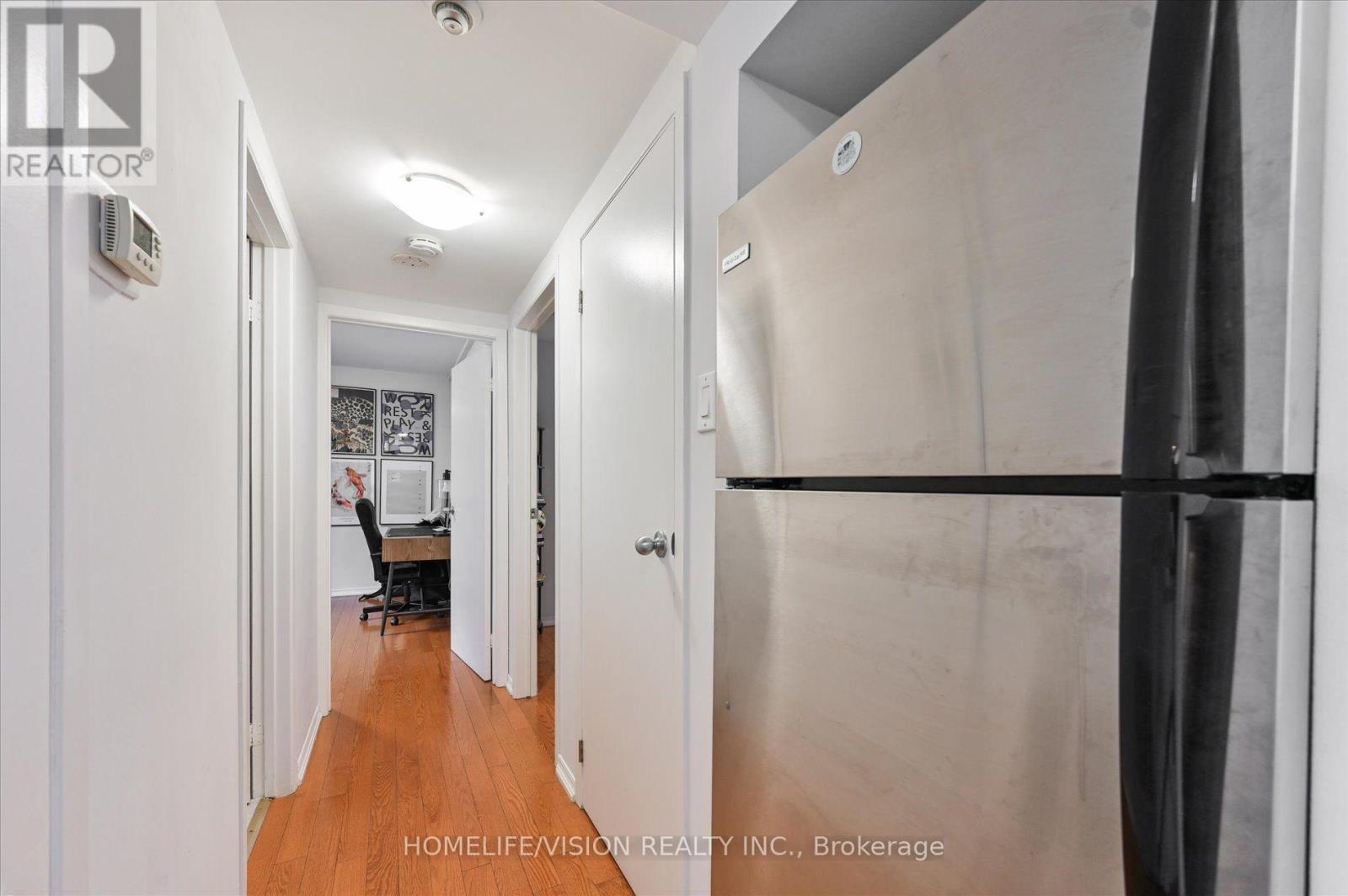 2nd Flr - 400 Summerhill Avenue, Toronto, Ontario  M4W 2E4 - Photo 12 - C13587550