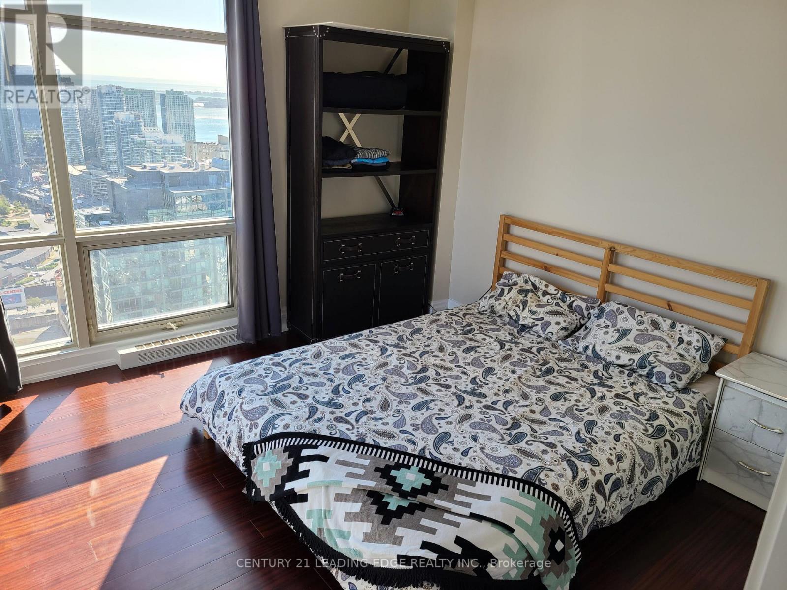5206 - 35 Mariner Terrace, Toronto, Ontario  M5V 3V9 - Photo 1 - C13587668