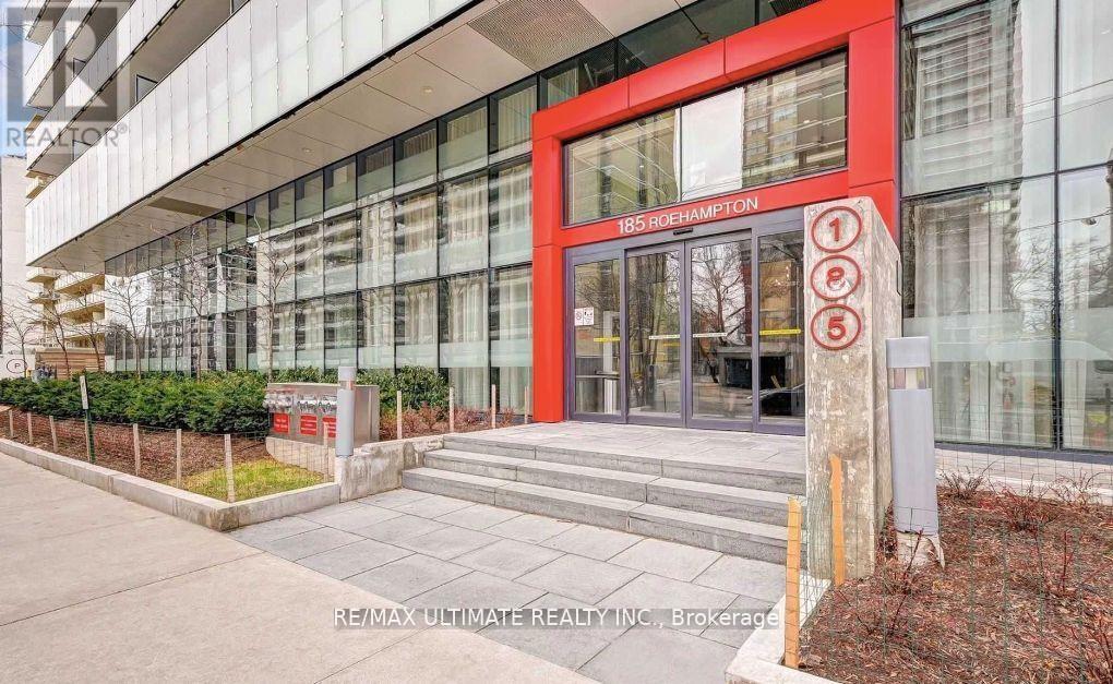 1902 - 185 Roehampton Avenue, Toronto, Ontario  M4P 1R4 - Photo 2 - C13587674