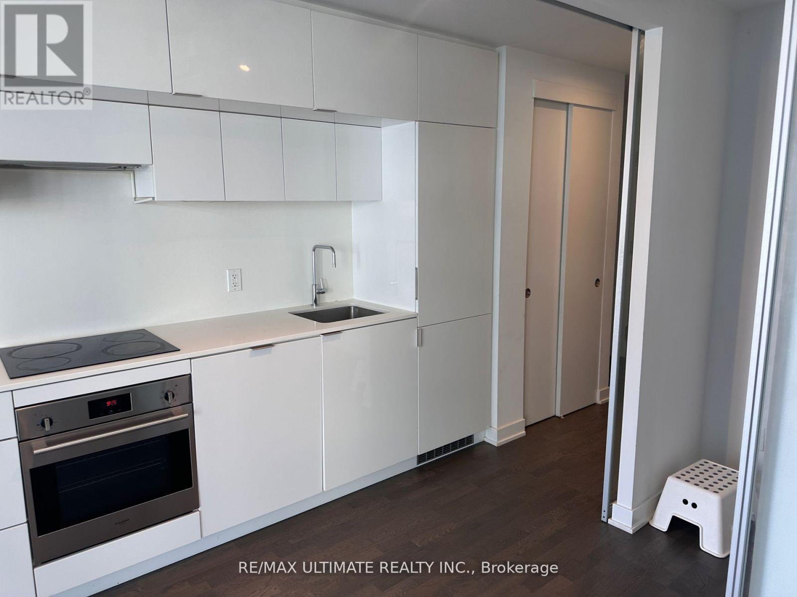 1902 - 185 Roehampton Avenue, Toronto, Ontario  M4P 1R4 - Photo 6 - C13587674