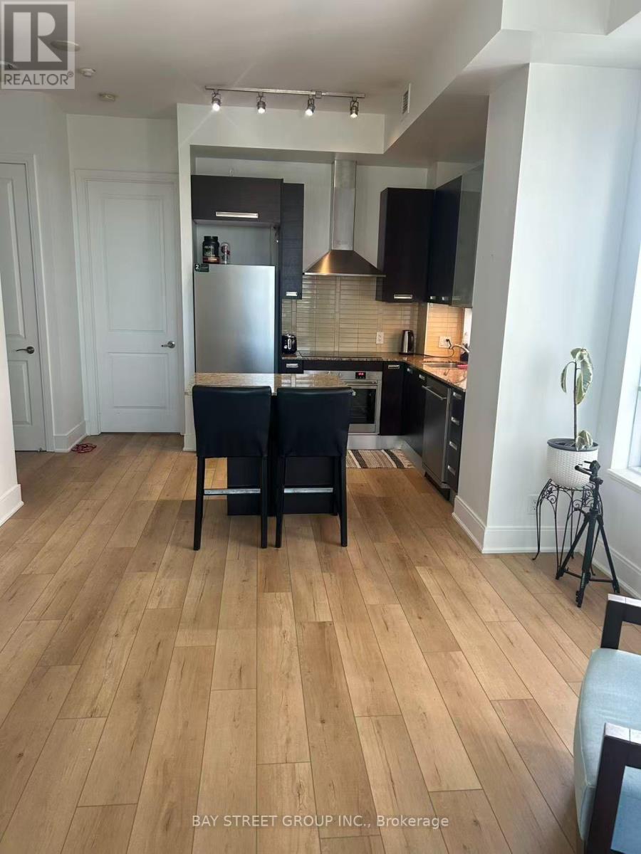 2401 - 21 Balmuto Street, Toronto, Ontario  M4Y 1W4 - Photo 6 - C13587702