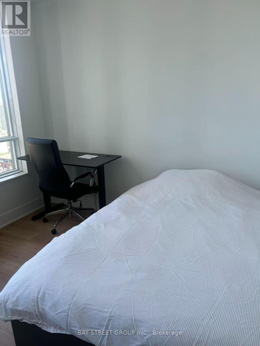 2401 - 21 Balmuto Street, Toronto, Ontario  M4Y 1W4 - Photo 8 - C13587702