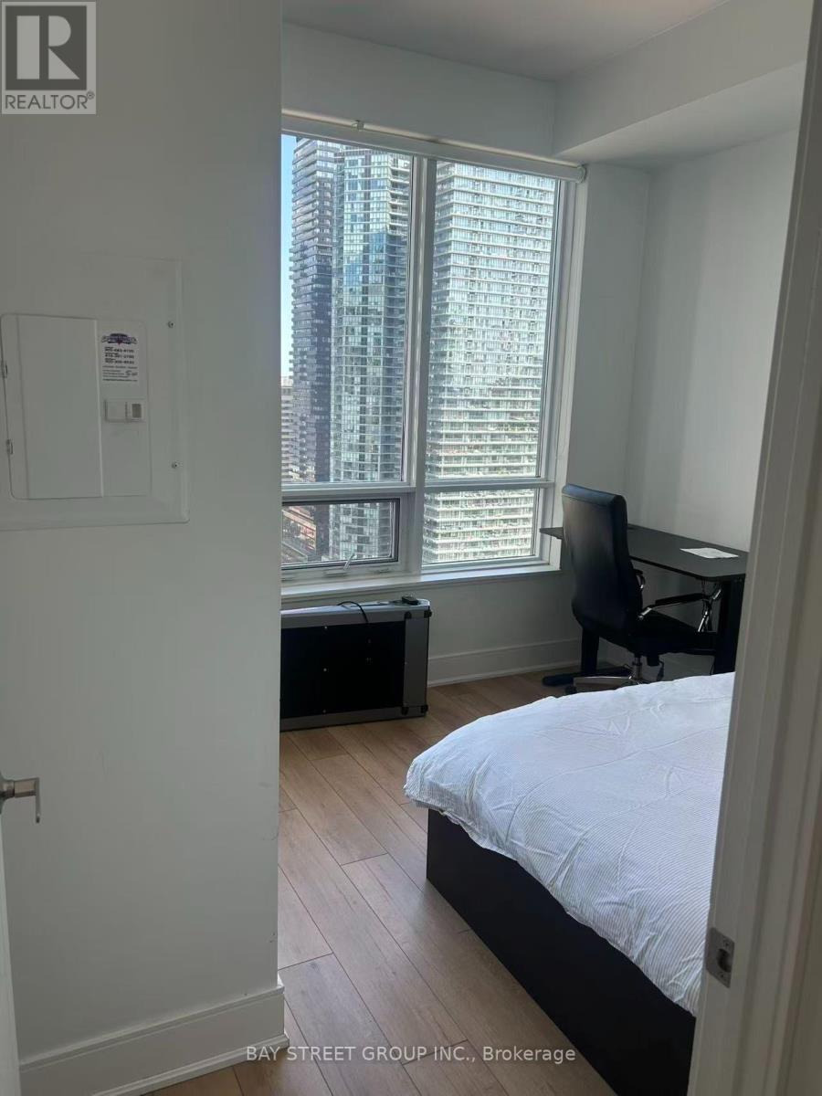 2401 - 21 Balmuto Street, Toronto, Ontario  M4Y 1W4 - Photo 9 - C13587702
