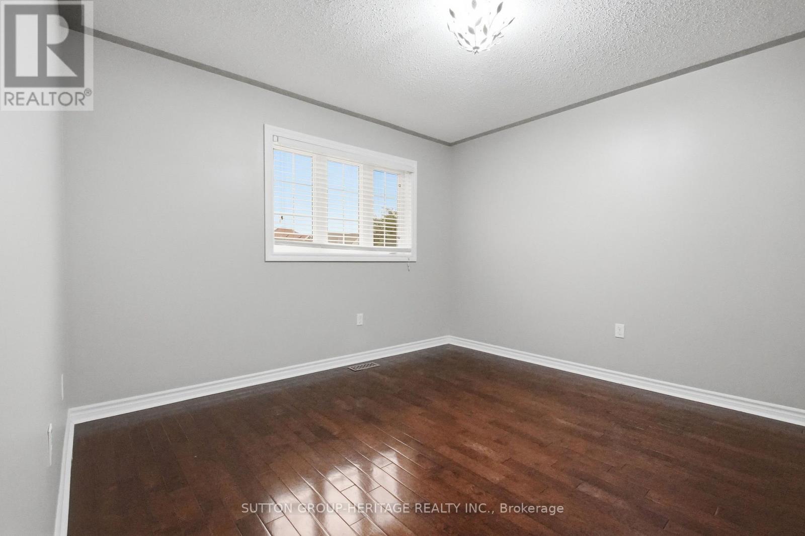 16 Shrewsbury Drive, Whitby, Ontario  L1M 0C7 - Photo 32 - E13587572