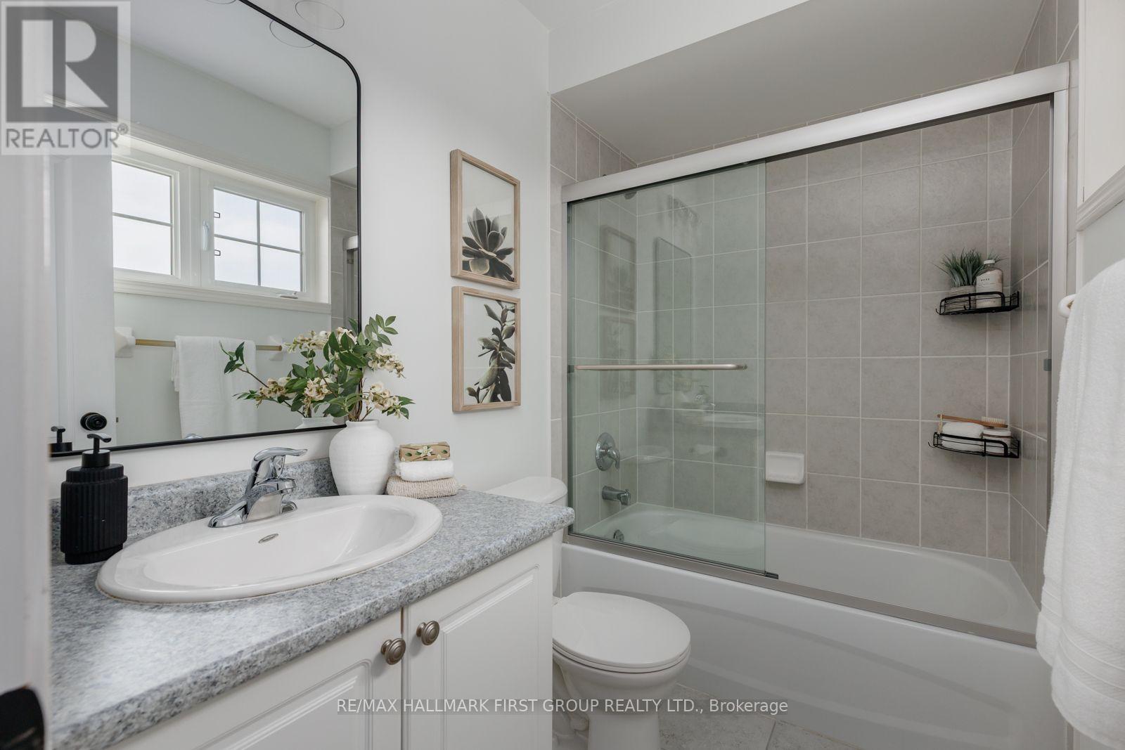 44 Milligan Street, Clarington, Ontario  L1B 1R6 - Photo 23 - E13587594