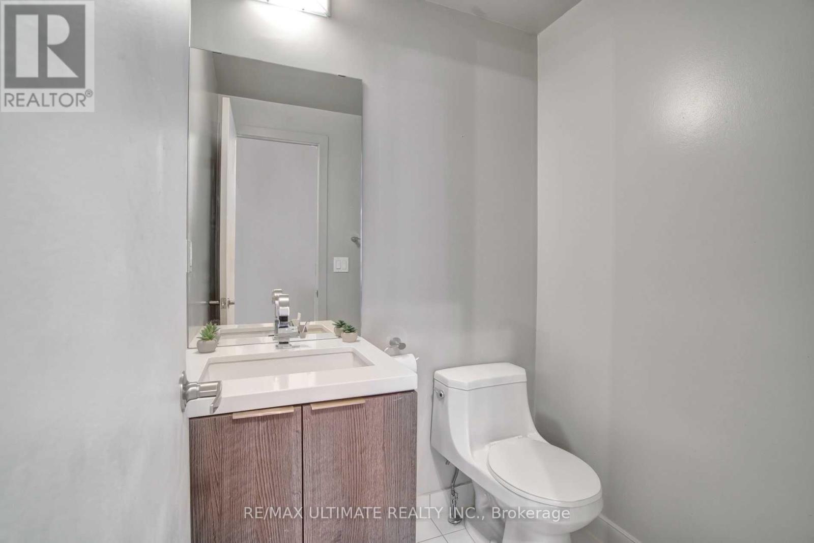30 - 140 Broadview Avenue, Toronto, Ontario  M4M 2G2 - Photo 18 - E13587706