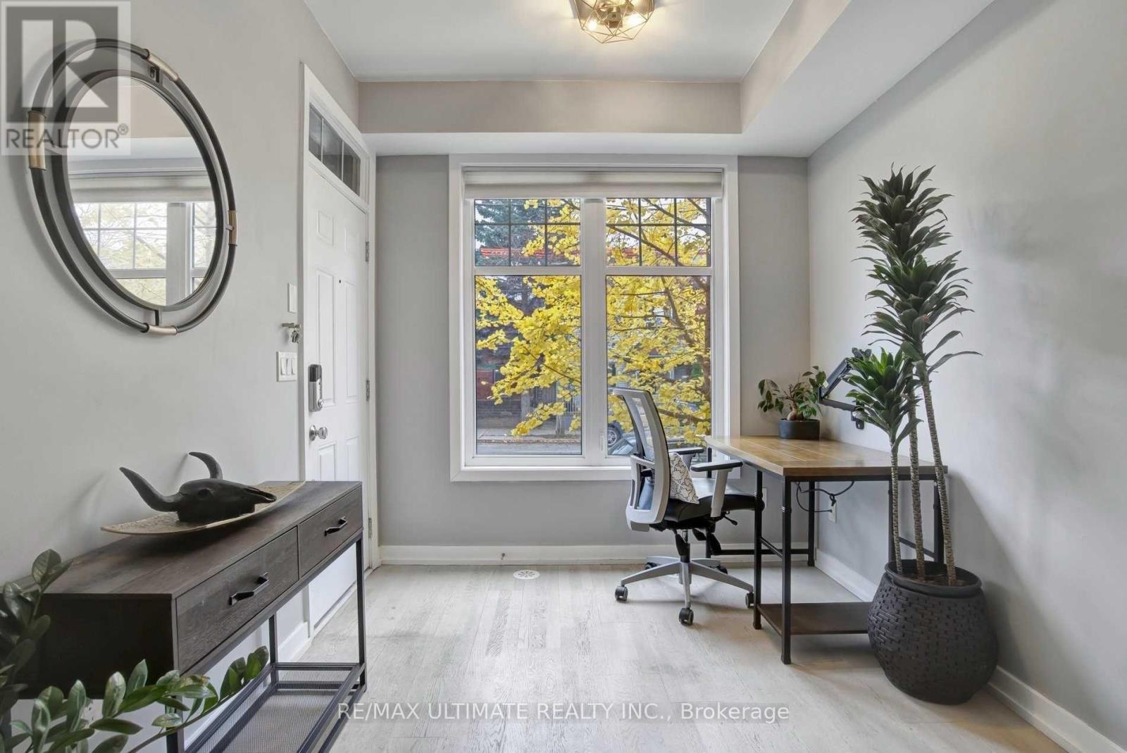 30 - 140 Broadview Avenue, Toronto, Ontario  M4M 2G2 - Photo 3 - E13587706
