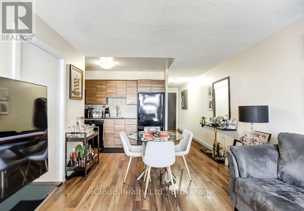 1712 - 125 Village Green Square, Toronto, Ontario  M1S 0G3 - Photo 9 - E13587726