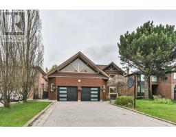 22 TANNERY COURT, Richmond Hill, Ontario