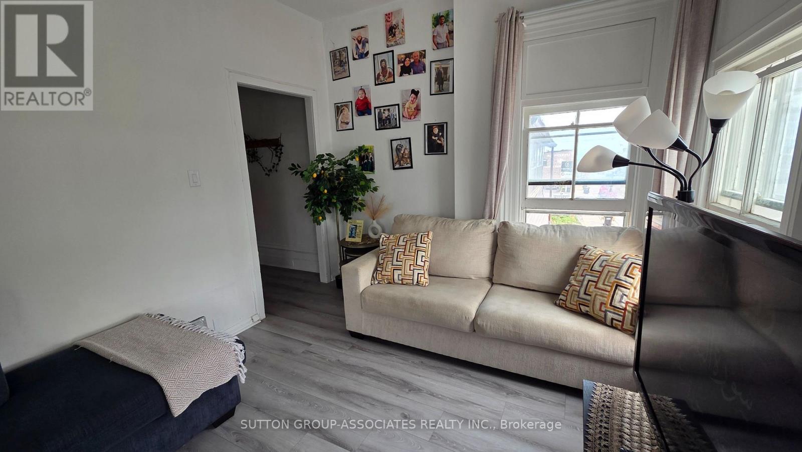 3 - 65 Holland Street W, Bradford West Gwillimbury, Ontario  L9S 0C1 - Photo 2 - N13587552