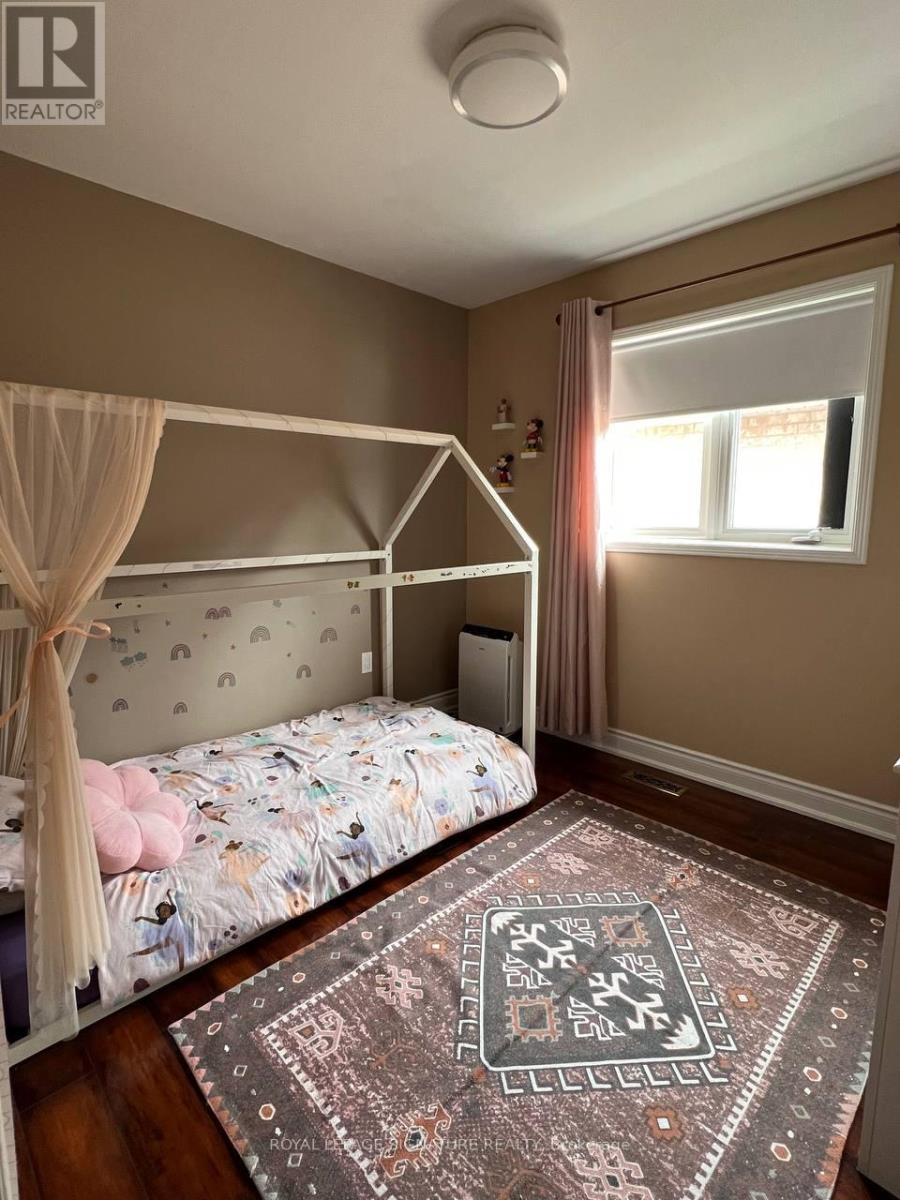 61 Kalmar Crescent, Richmond Hill, Ontario  L4E 3Z4 - Photo 11 - N13587728