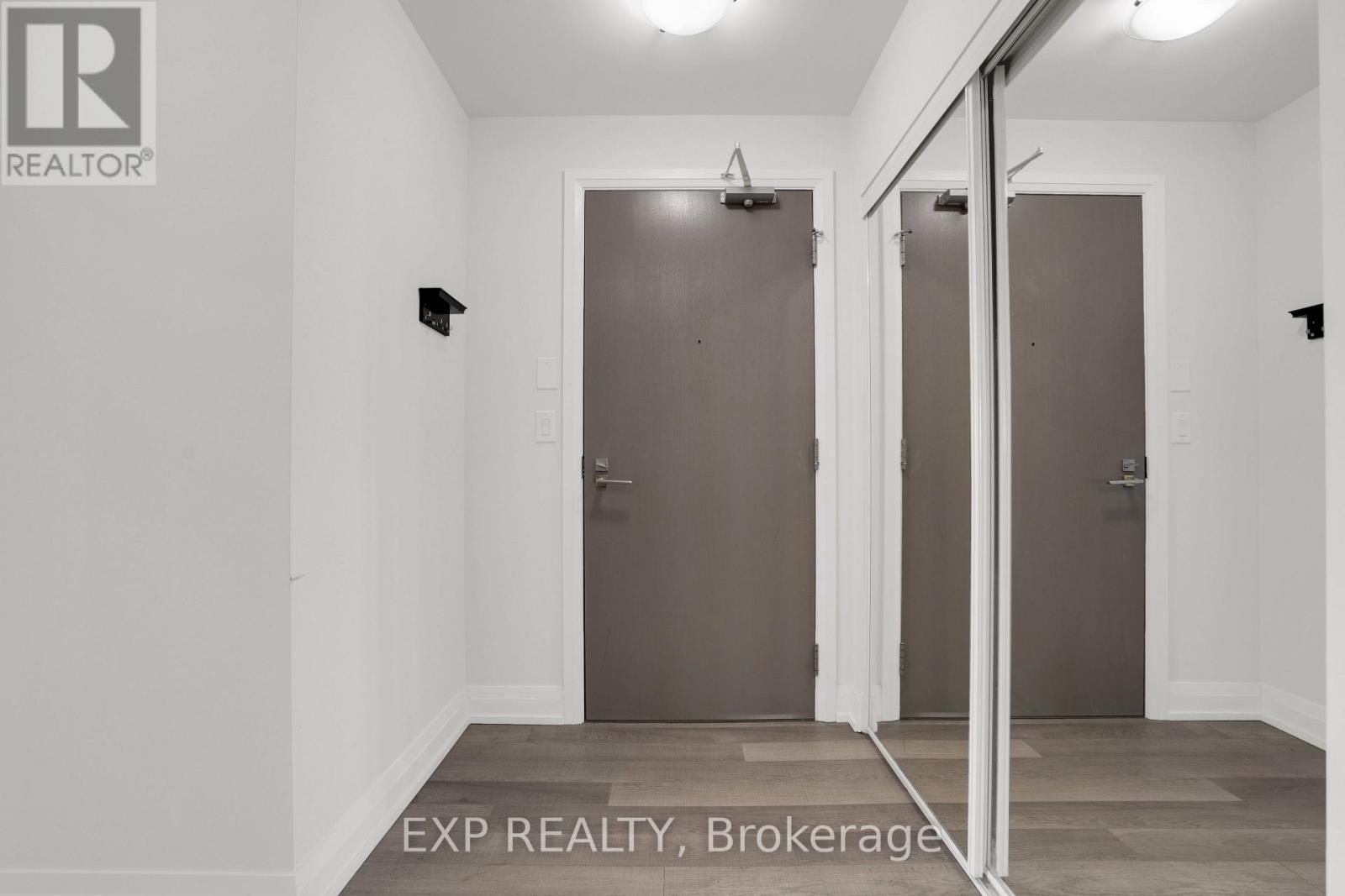 619 - 7167 Yonge Street, Markham, Ontario  L3T 0E1 - Photo 5 - N13587758